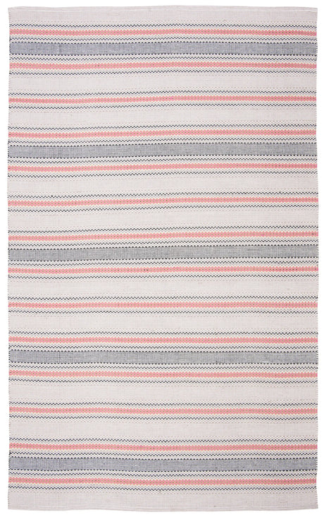 Safavieh Montauk 4'-0" x 6'-0" Rug in Pink / Beige