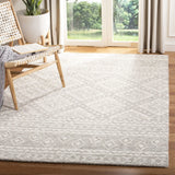 Safavieh Micro-Loop 5'-0" x 8'-0" Rug in Dark Grey / Ivory