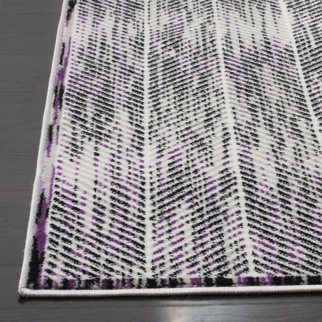 Safavieh Skyler 5'-1" x 7'-6" Rug in Grey / Purple