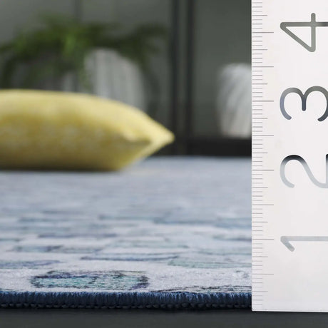 Safavieh Tacoma 4'-0" x 6'-0" Rug in Grey / Aqua
