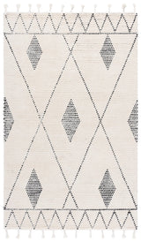 Safavieh Casablanca 4'-0" x 6'-0" Rug in Ivory / Black