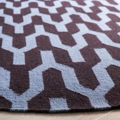 Safavieh Dhurries 7'-0" x 7'-0" Rug in Purple / Blue