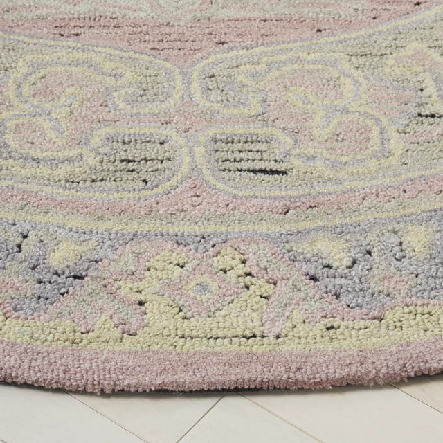 Safavieh Savonnerie 6'-0" x 6'-0" Rug in Pink / Beige