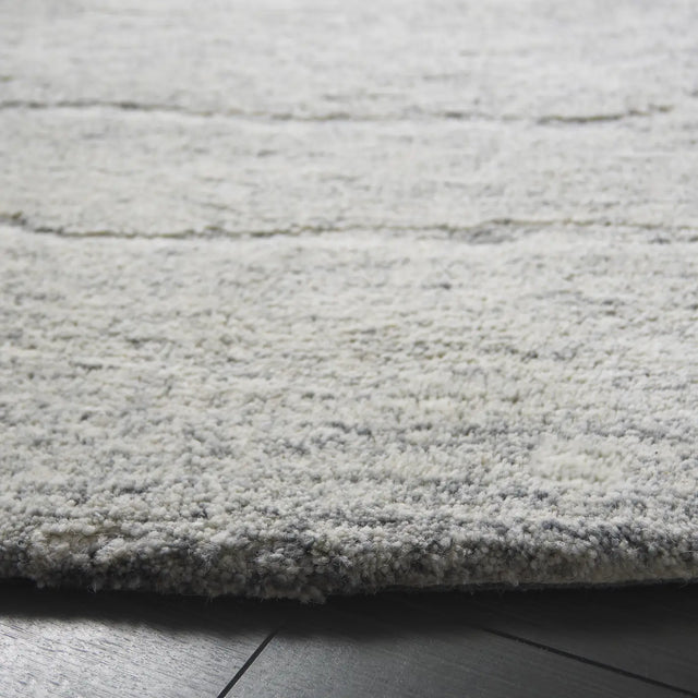 Safavieh Ebony 6'-0" x 6'-0" Rug in Ivory / Dark Grey