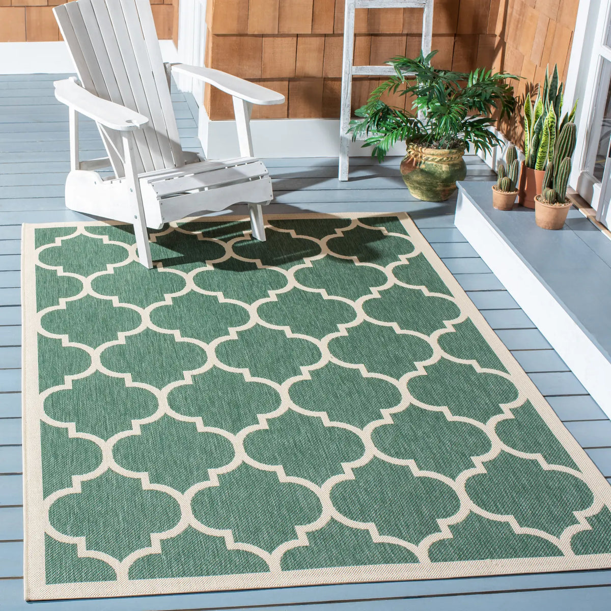 Safavieh Courtyard 4'-0" x 5'-7" Rug in Dark Green / Beige