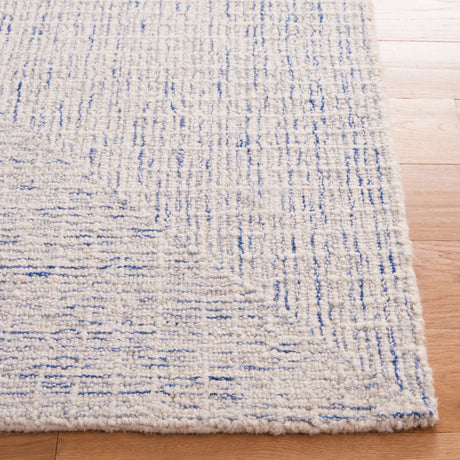 Safavieh Abstract 4'-0" x 6'-0" Rug in Blue / Ivory
