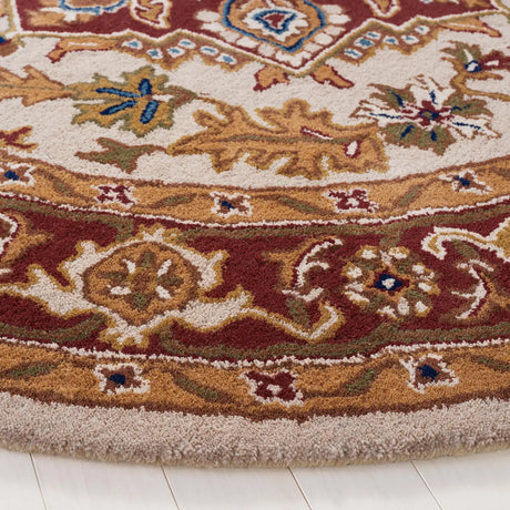 Safavieh Classic 6'-0" x 6'-0" Rug in Light Gold / Red