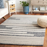 Safavieh Fifth Avenue 4'-0" x 6'-0" Rug in Charcoal / Ivory