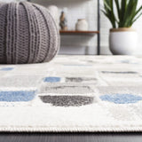 Safavieh Pyramid 4'-5" x 6'-5" Rug in Ivory / Grey Navy