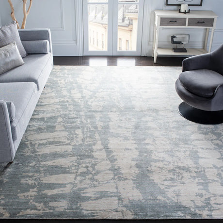 Safavieh Tibetan 8'-0" x 10'-0" Rug in Light Grey