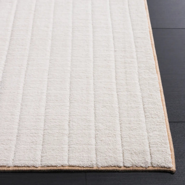 Safavieh Versailles 4'-0" x 6'-0" Rug in Ivory