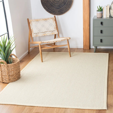 Safavieh Palm Beach 4'-0" x 6'-0" Rug in Ivory