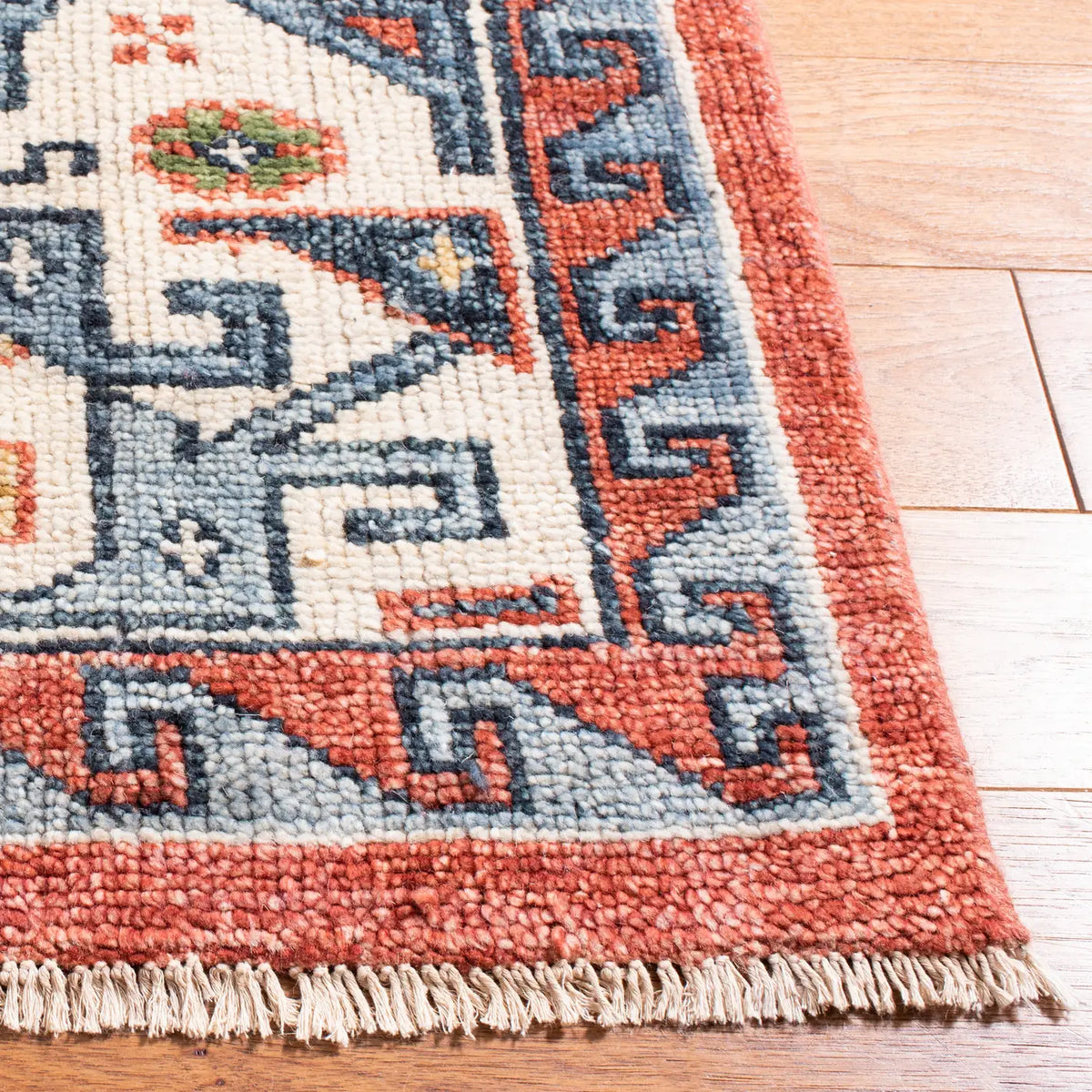 Safavieh Samarkand 10'-0" x 14'-0" Rug in Red / Beige