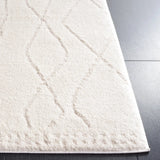Safavieh Melody 4'-0" x 6'-0" Rug in Ivory / Beige