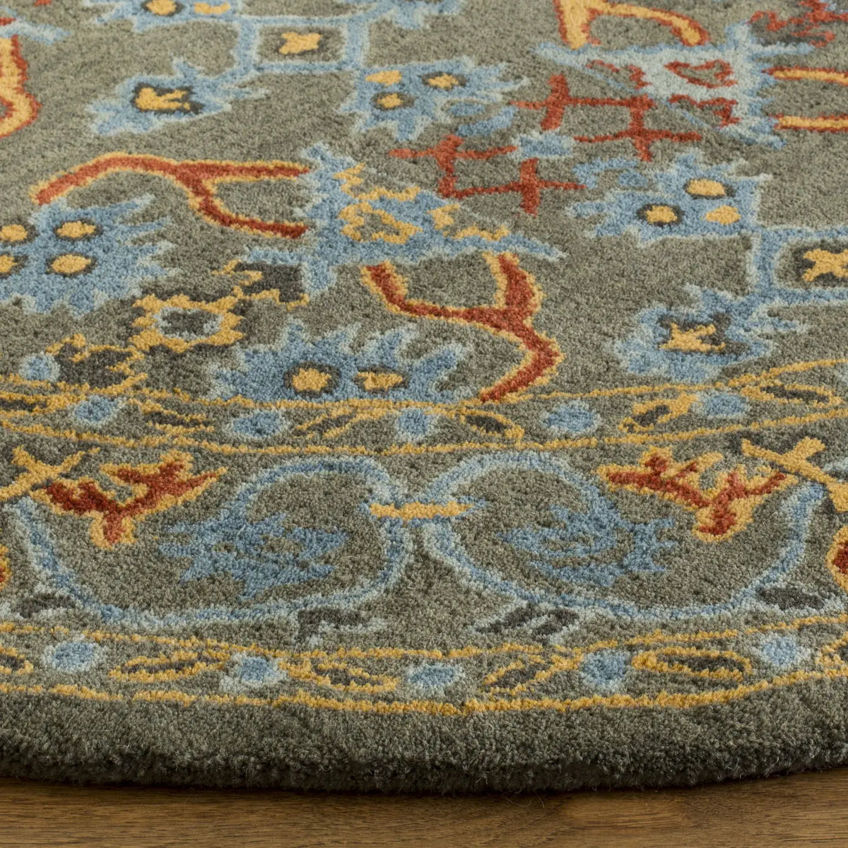Safavieh Heritage 6'-0" x 6'-0" Rug in Sage / Blue