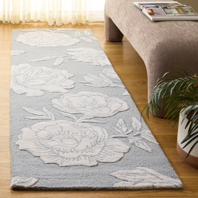 Safavieh Glamour 2'-3" x 8'-0" Rug in Light Grey / Ivory