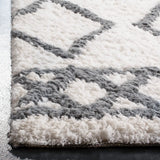 Safavieh Equinox Shag 4'-0" x 6'-0" Rug in Cream / Grey