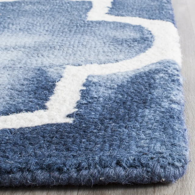 Safavieh Dip Dye 2'-3" x 8'-0" Rug in Navy / Ivory