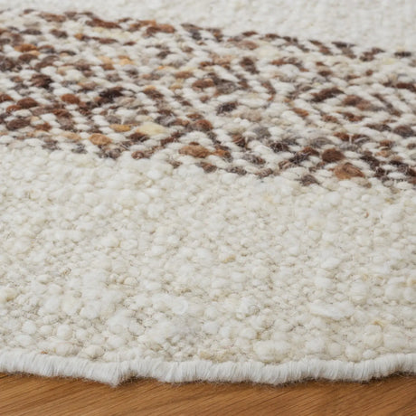 Safavieh Natura 6'-0" x 6'-0" Rug in Ivory / Brown