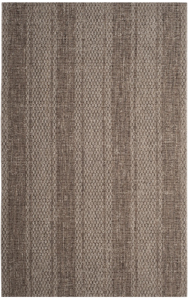 Safavieh Courtyard 4'-0" x 5'-7" Rug in Light Beige / Light Brown