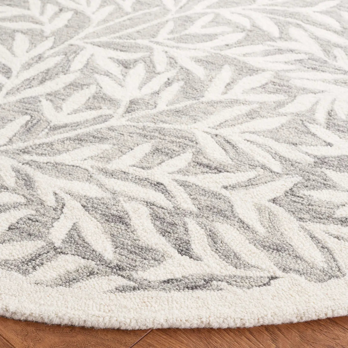 Safavieh Jardin 6'-0" x 6'-0" Rug in Grey / Ivory