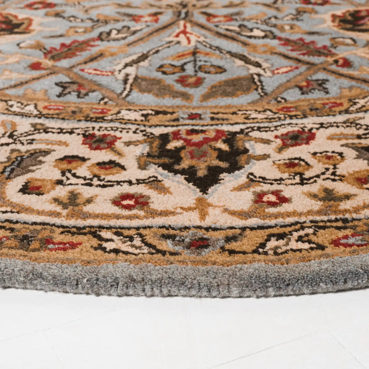 Safavieh Persian Legend 6'-0" x 6'-0" Rug in Grey / Ivory