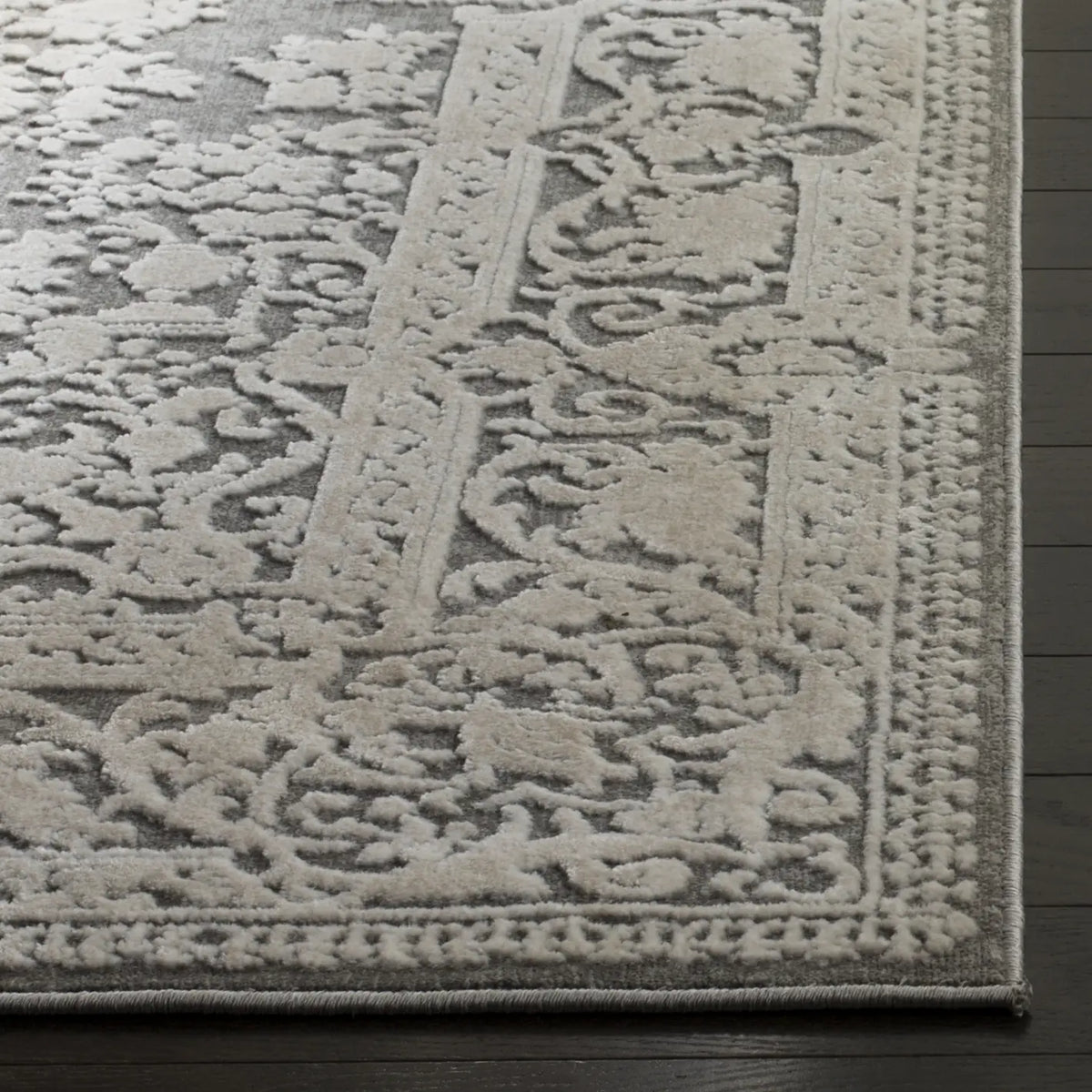 Safavieh Reflection 4'-0" x 6'-0" Rug in Dark Grey / Cream