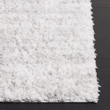 Safavieh Rumi Shag 4'-0" x 6'-0" Rug in Grey / Ivory