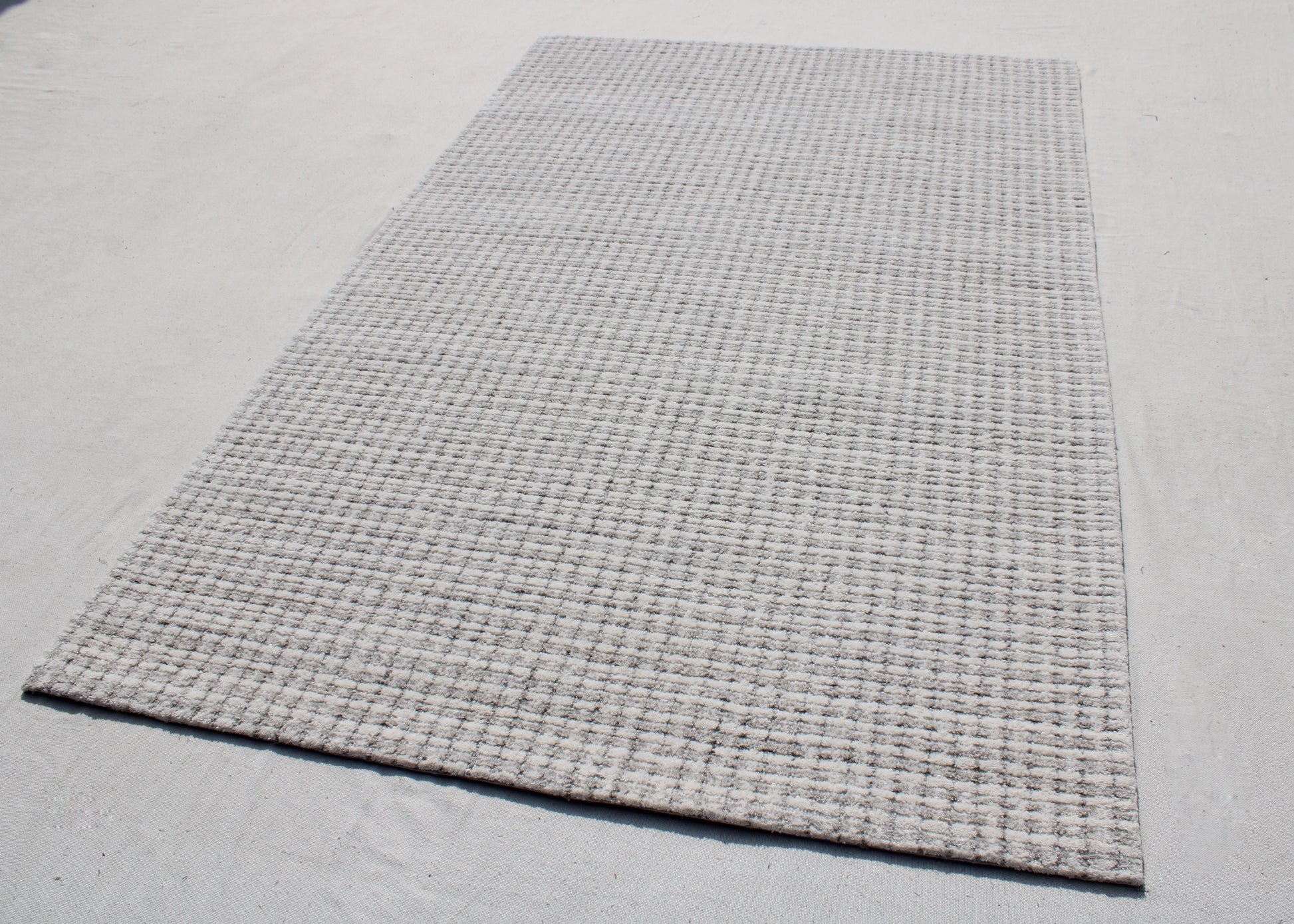 Dynamic Rugs Trono 5481 Ivory/Silver Area Rug