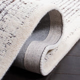 Safavieh Metro 4'-0" x 6'-0" Rug in Grey / Ivory
