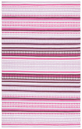 Safavieh Montauk 4'-0" x 6'-0" Rug in Pink / Ivory