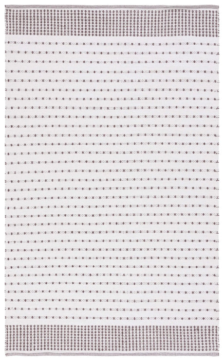 Safavieh Montauk 4'-0" x 6'-0" Rug in Brown / Ivory