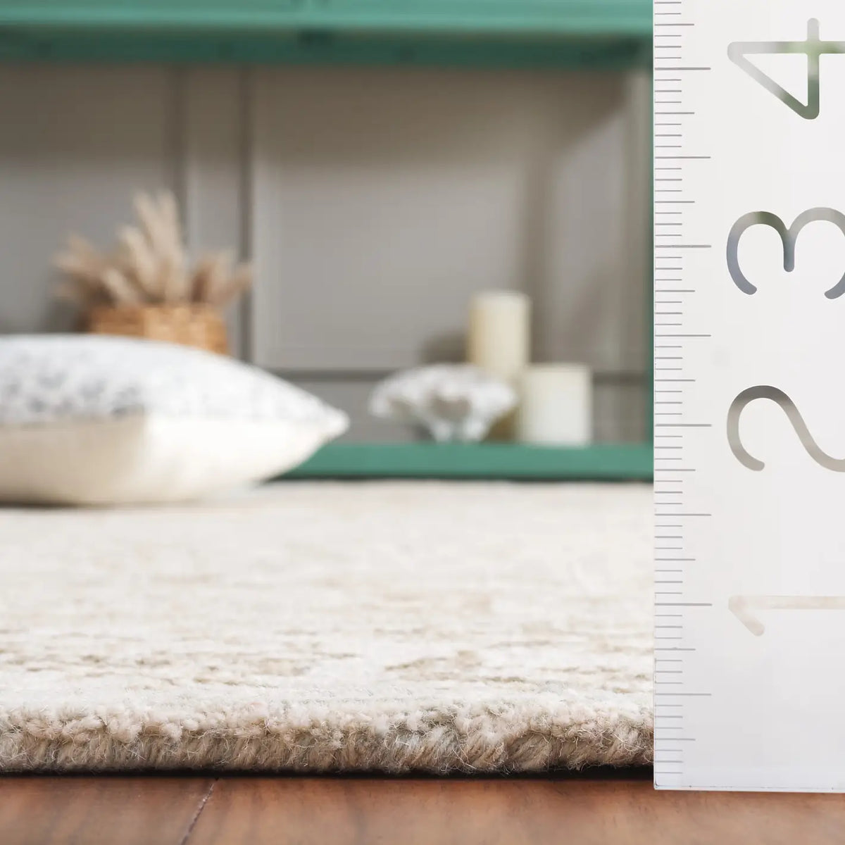 Safavieh Micro-Loop 4'-0" x 6'-0" Rug in Brown / Light Blue