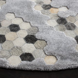 Safavieh Manhattan 6'-0" x 6'-0" Rug in Grey / Ivory