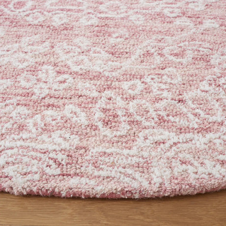 Safavieh Metro 6'-0" x 6'-0" Rug in Pink / Ivory