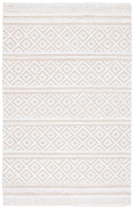 Safavieh Capri 4'-0" x 6'-0" Rug in Ivory / Beige