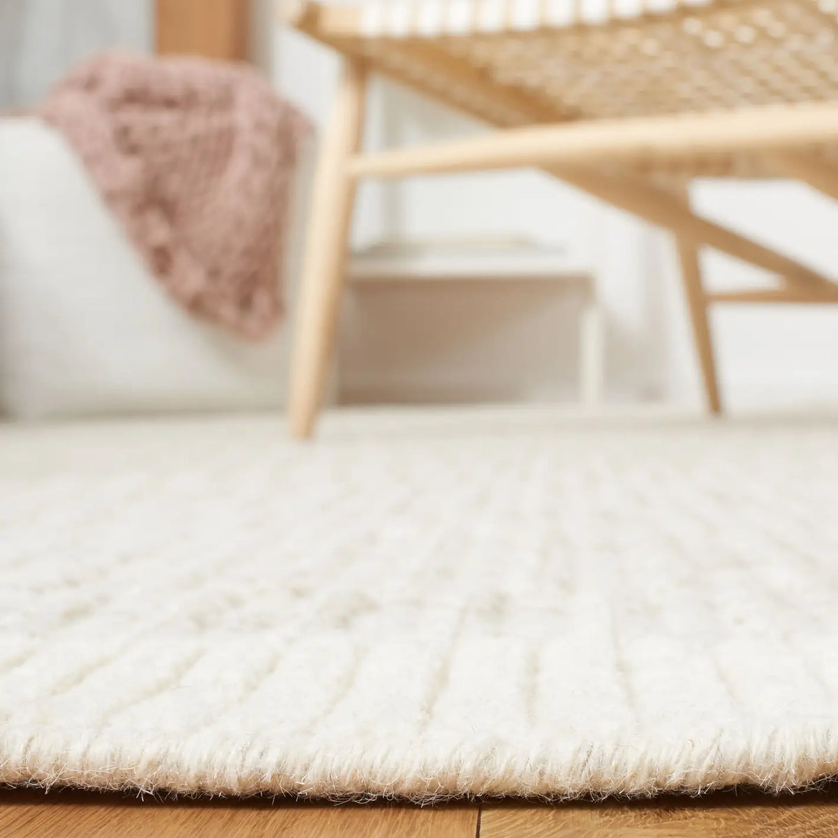 Safavieh Martha Stewart 4'-0" x 6'-0" Rug in Ivory / Grey