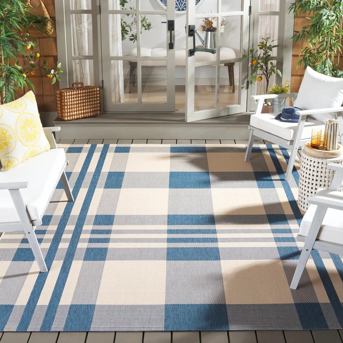 Safavieh Courtyard 10'-0" x 14'-0" Rug in Beige / Blue