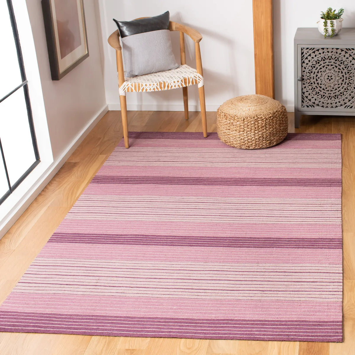 Safavieh Marbella 5'-0" x 8'-0" Rug in Lilac