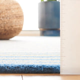 Safavieh Genre 4'-0" x 6'-0" Rug in Blue / Ivory