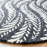 Safavieh Micro-Loop 5'-0" x 5'-0" Rug in Charcoal / Ivory