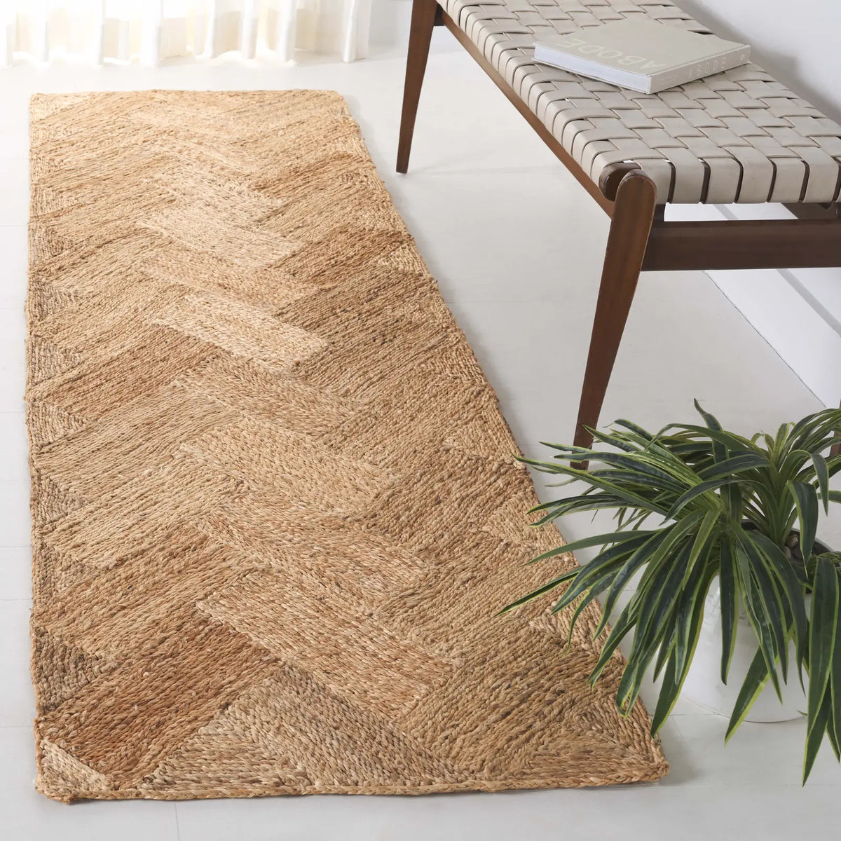 Safavieh Natural Fiber 2'-3" x 8'-0" Rug in Natural