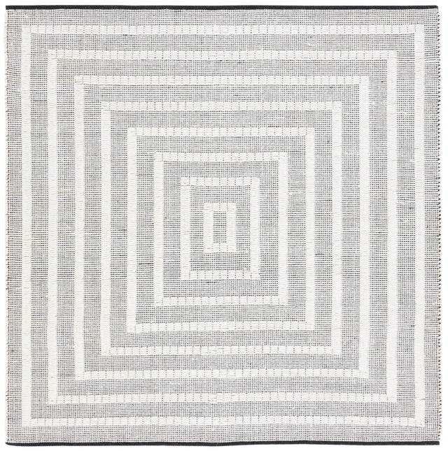 Safavieh Natura 6'-0" x 6'-0" Rug in Black / Ivory