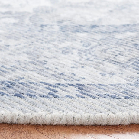 Safavieh Restoration Vintage 6'-0" x 6'-0" Rug in Ivory / Blue