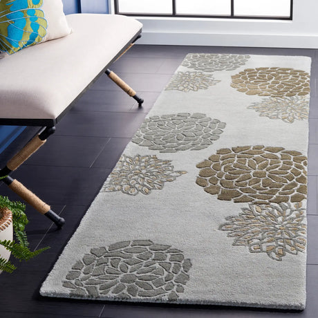 Safavieh Soho 2'-6" x 10'-0" Rug in Light Grey