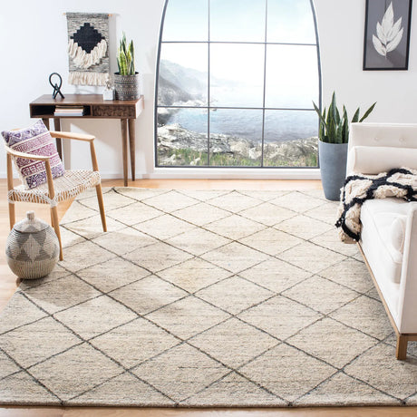 Safavieh Himalaya 10'-0" x 14'-0" Rug in Ivory
