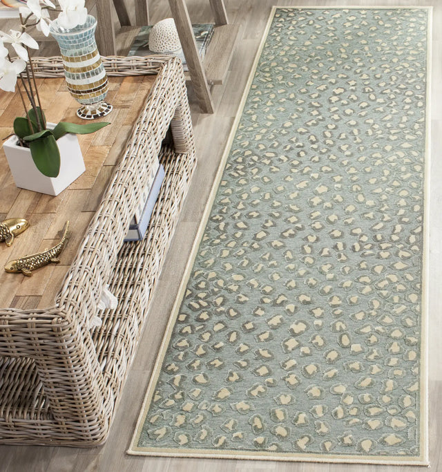 Safavieh Paradise 2'-2" x 8'-0" Rug in Cream / Spruce