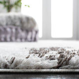 Safavieh Berber Shag 4'-5" x 6'-5" Rug in Light Grey / Dark Grey