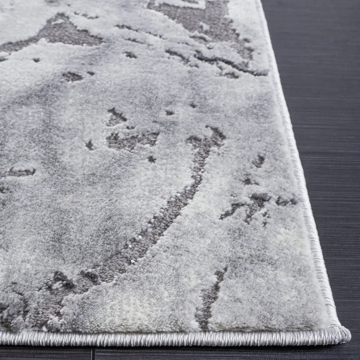 Safavieh Craft 4'-0" x 6'-0" Rug in Grey / Dark Grey