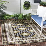 Safavieh Veranda 4'-0" x 5'-7" Rug in Chocolate / Green